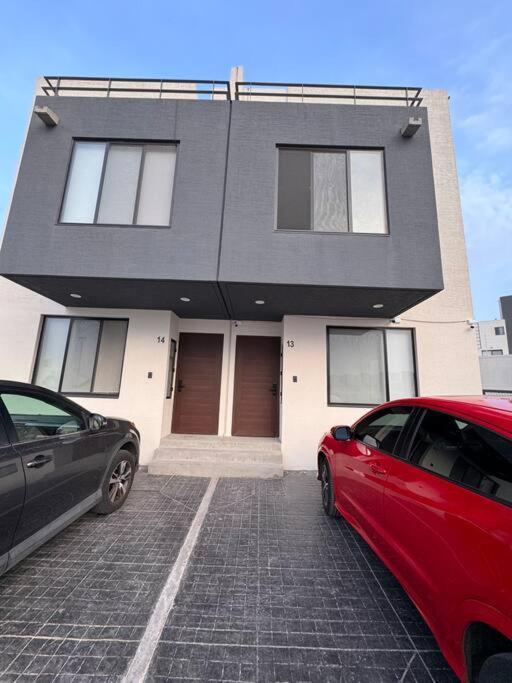 Casa Queretaro Facturamos Βίλα Miranda Εξωτερικό φωτογραφία